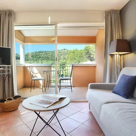 Résidence Odalys La Licorne De Haute Provence Aparthotel